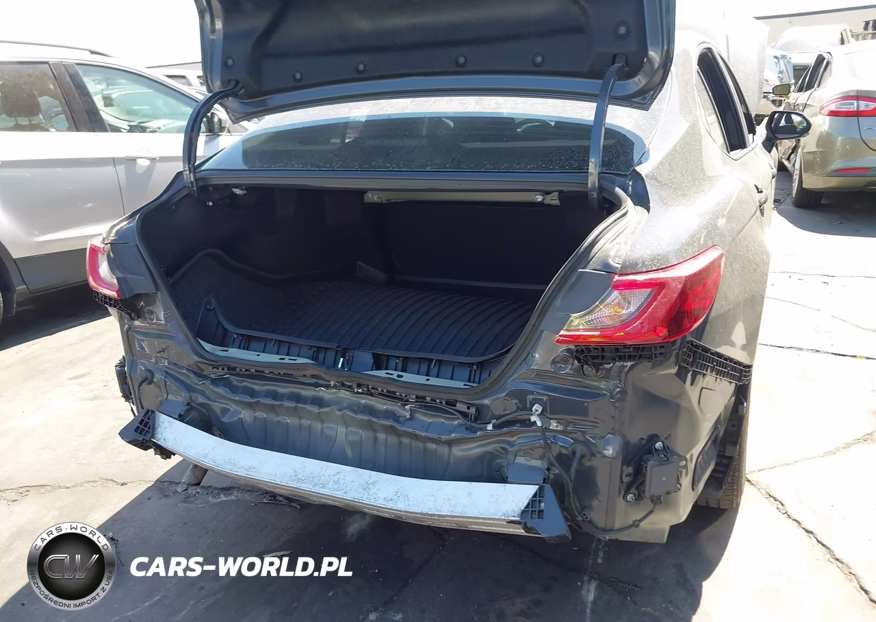 2025 Toyota Camry Le VIN:4T1DAACK1SU094690 - 6
