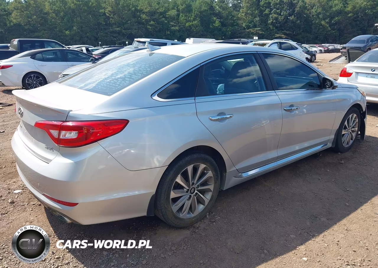 2017 Hyundai Sonata Sport VIN:5NPE34AF7HH567778 - 4