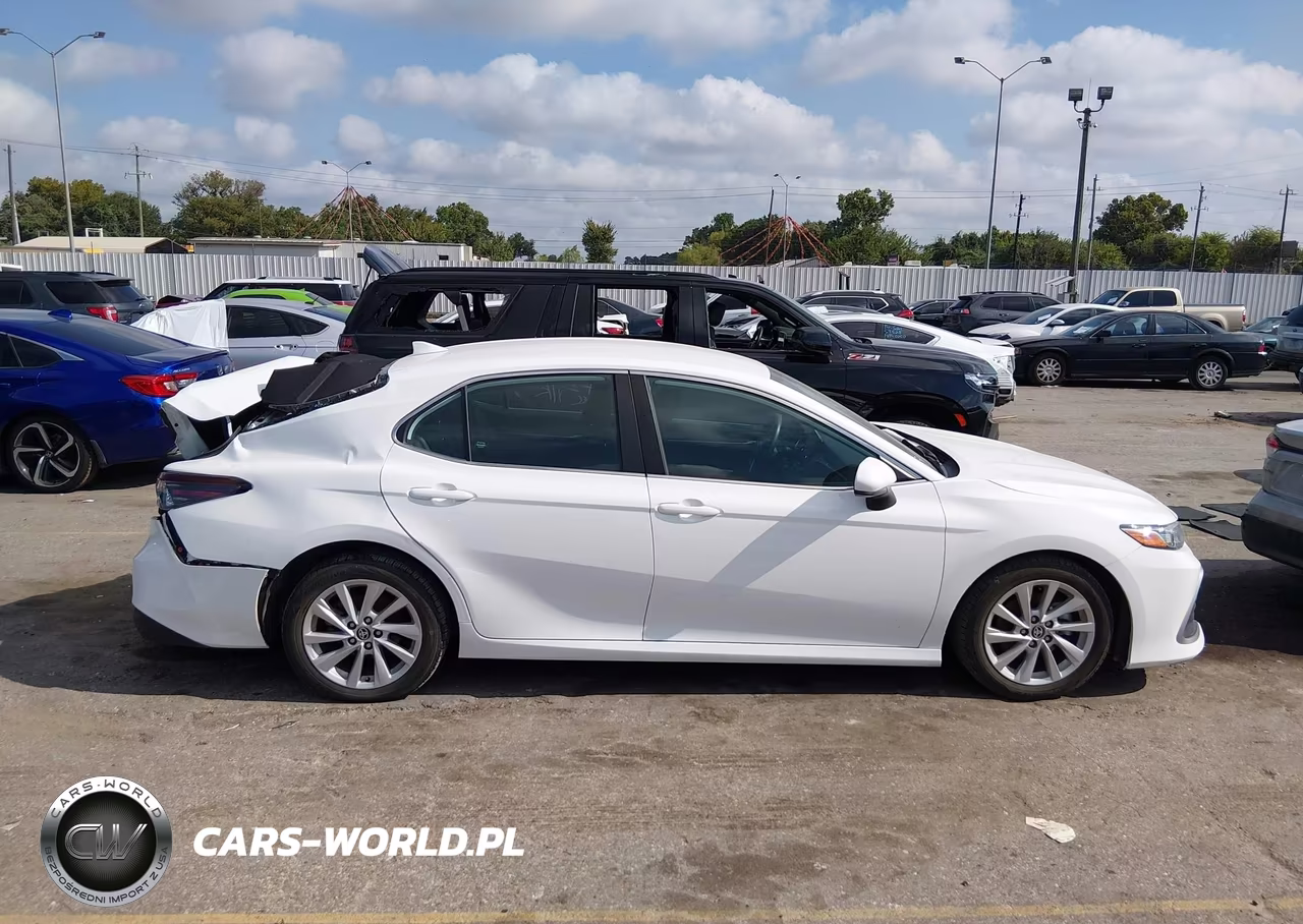2024 Toyota Camry Le VIN:4T1C11AK7RU230541 - 13