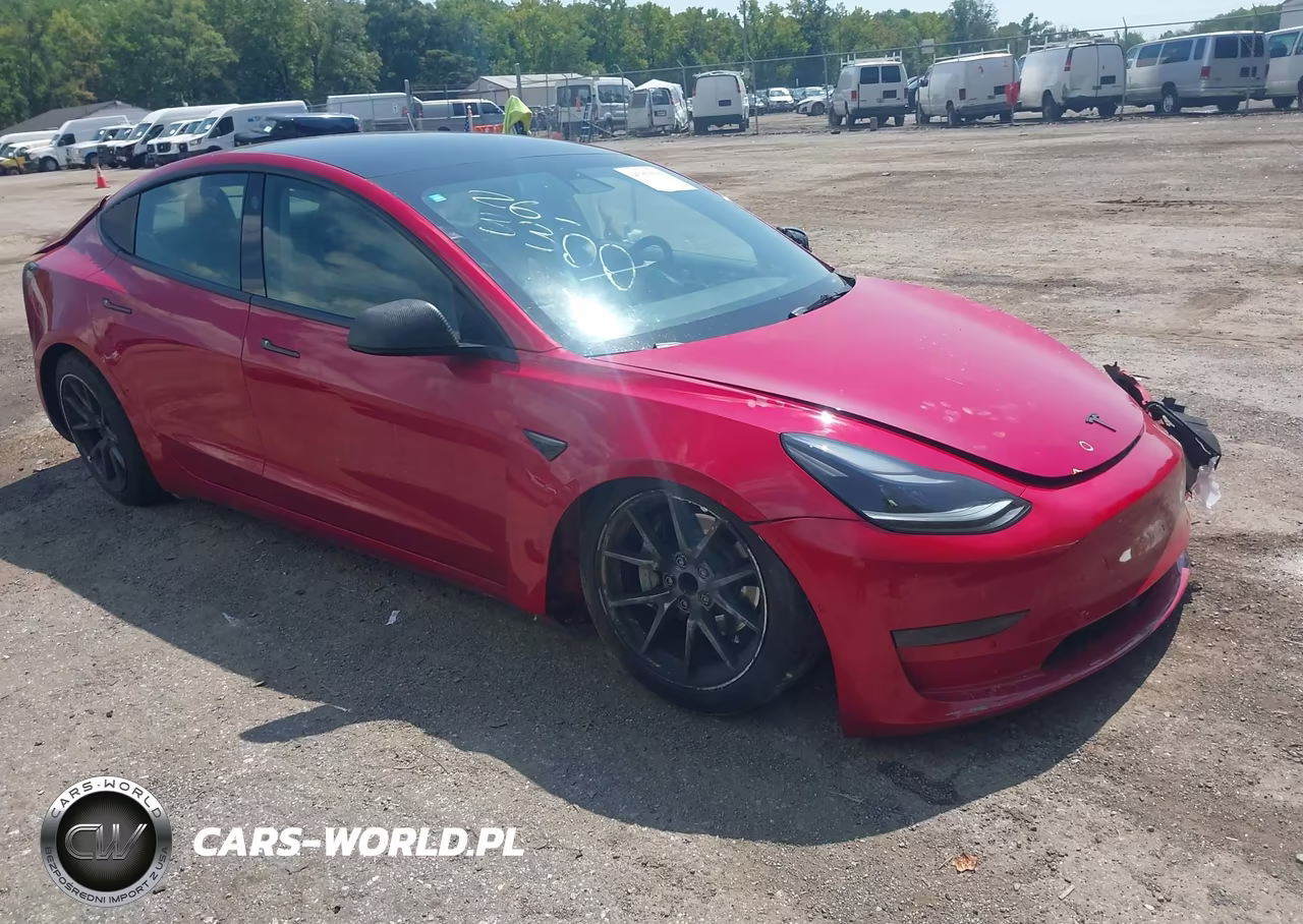 2022 Tesla Model 3 Rear-Wheel Drive