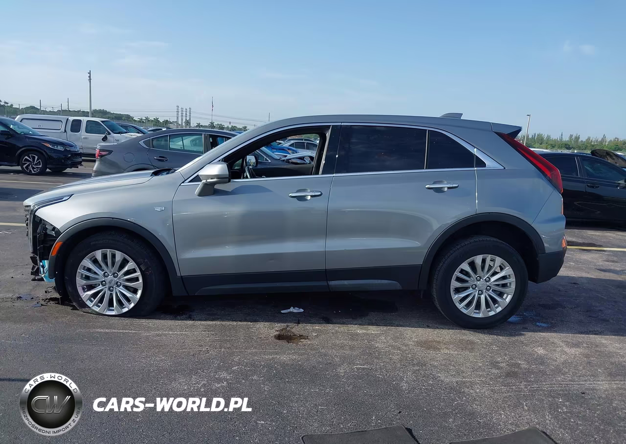 2024 Cadillac Xt4 Fwd Luxury VIN:1GYAZAR41RF171138 - 15