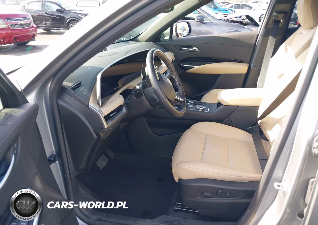 2024 Cadillac Xt4 Fwd Luxury VIN:1GYAZAR41RF171138 - 5