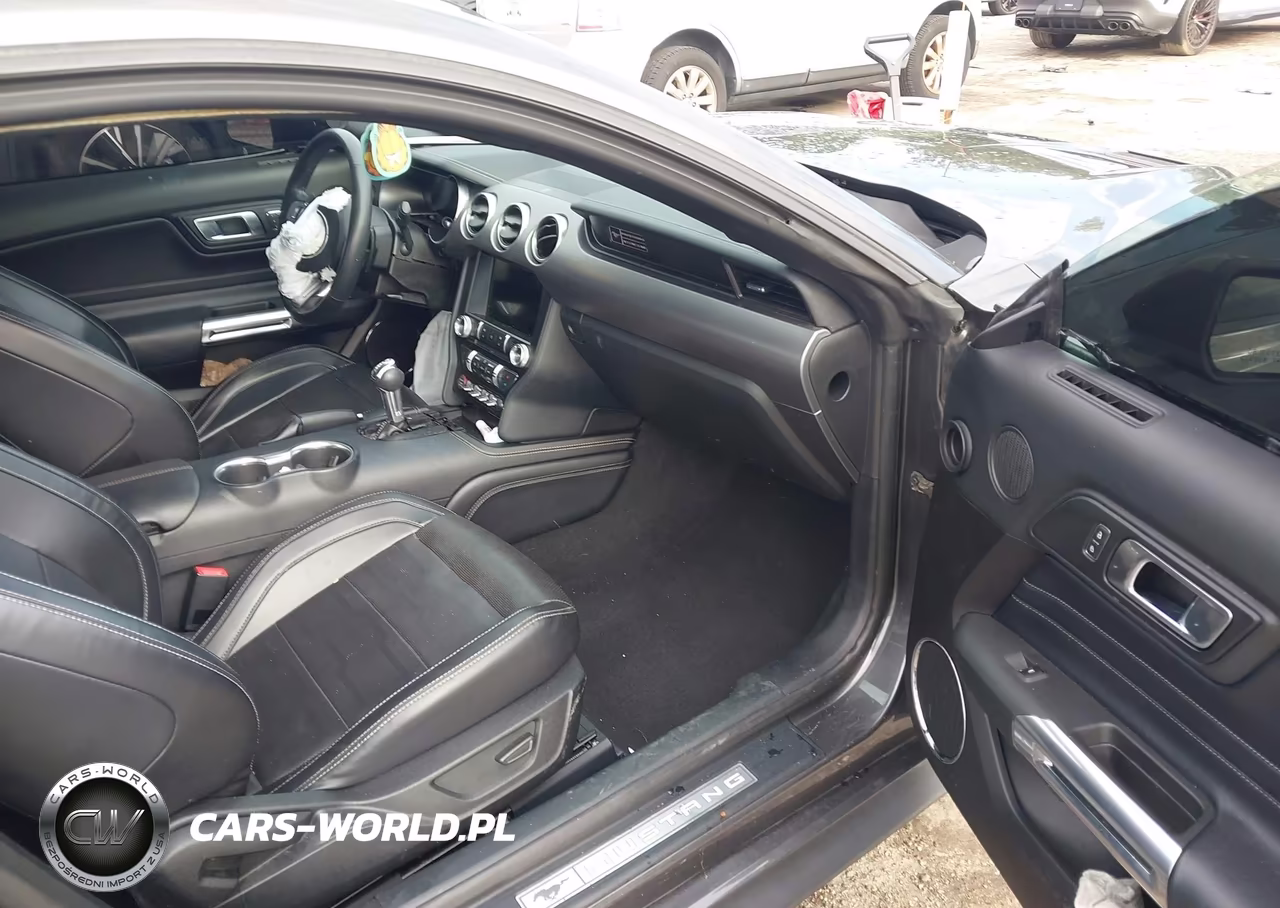 2020 Ford Mustang Ecoboost Premium Fastback VIN:1FA6P8TH7L5187255 - 5