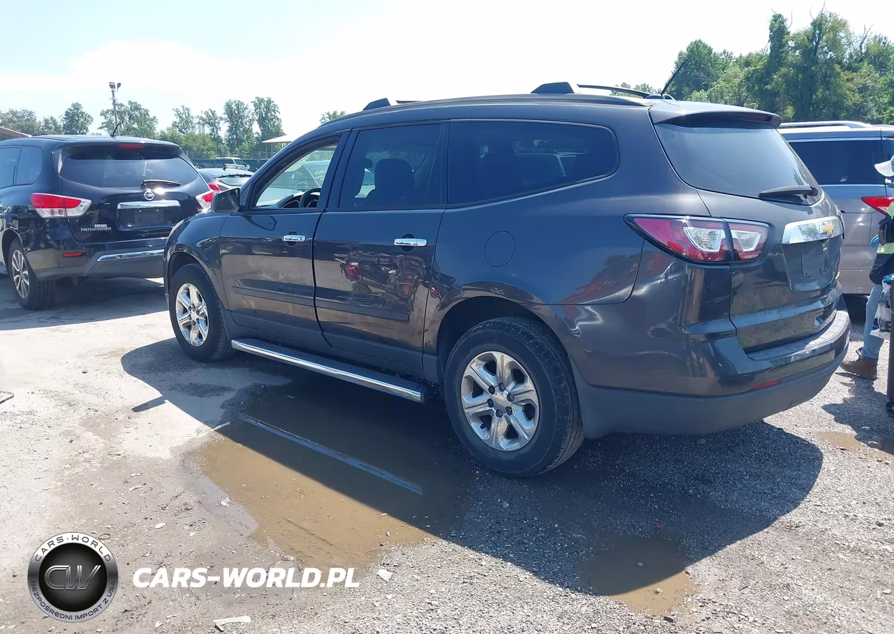 2013 Chevrolet Traverse Ls VIN:1GNKRFKD5DJ123110 - 3