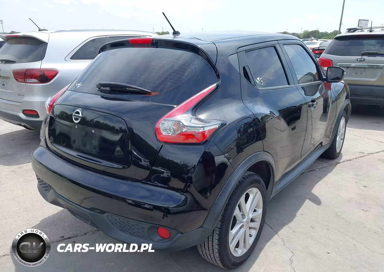 2017 Nissan Juke S VIN:JN8AF5MR3HT703857 - 4