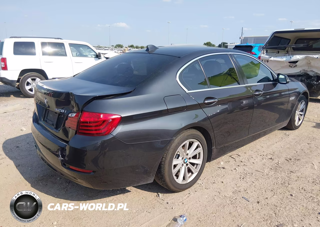 2016 BMW 528I VIN:WBA5A5C5XGD528653 - 4