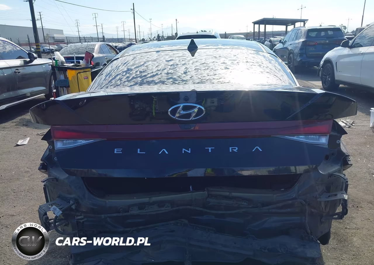 2023 Hyundai Elantra Sel VIN:KMHLM4AGXPU534609 - 17
