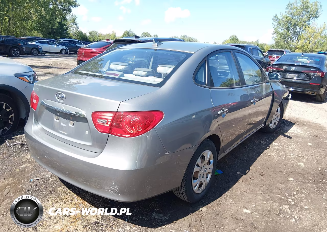 2010 Hyundai Elantra Gls VIN:KMHDU4AD6AU164583 - 4