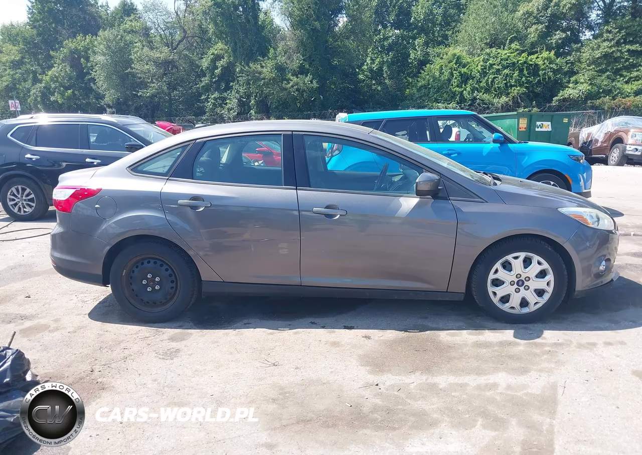 2012 Ford Focus Se VIN:1FAHP3F28CL445023 - 13