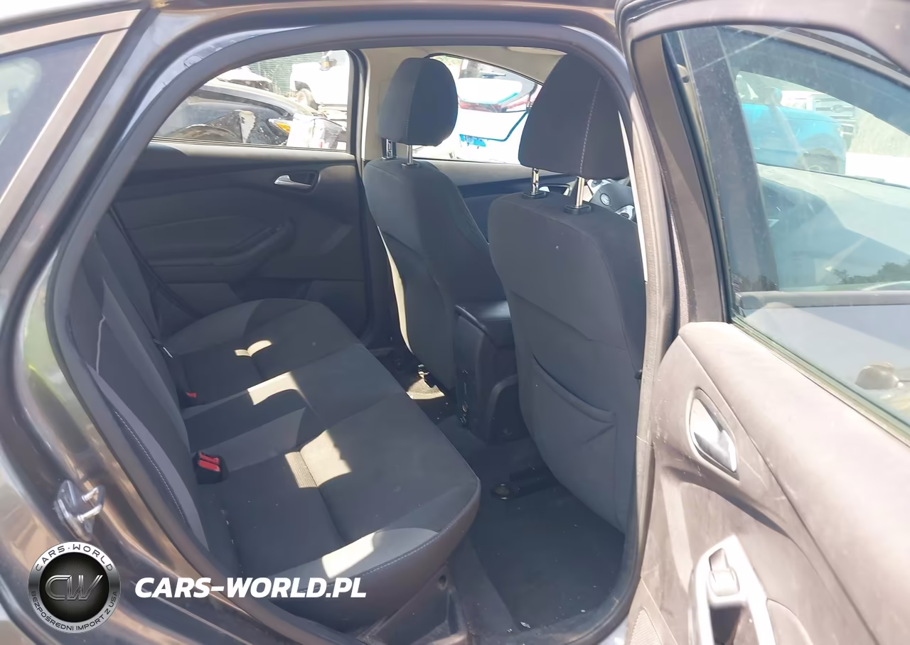2012 Ford Focus Se VIN:1FAHP3F28CL445023 - 8