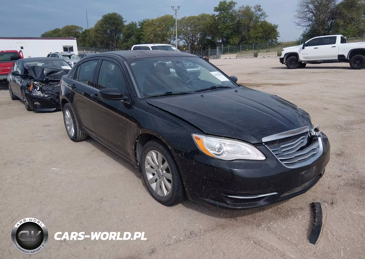 CHRYSLER 200 TOURIN