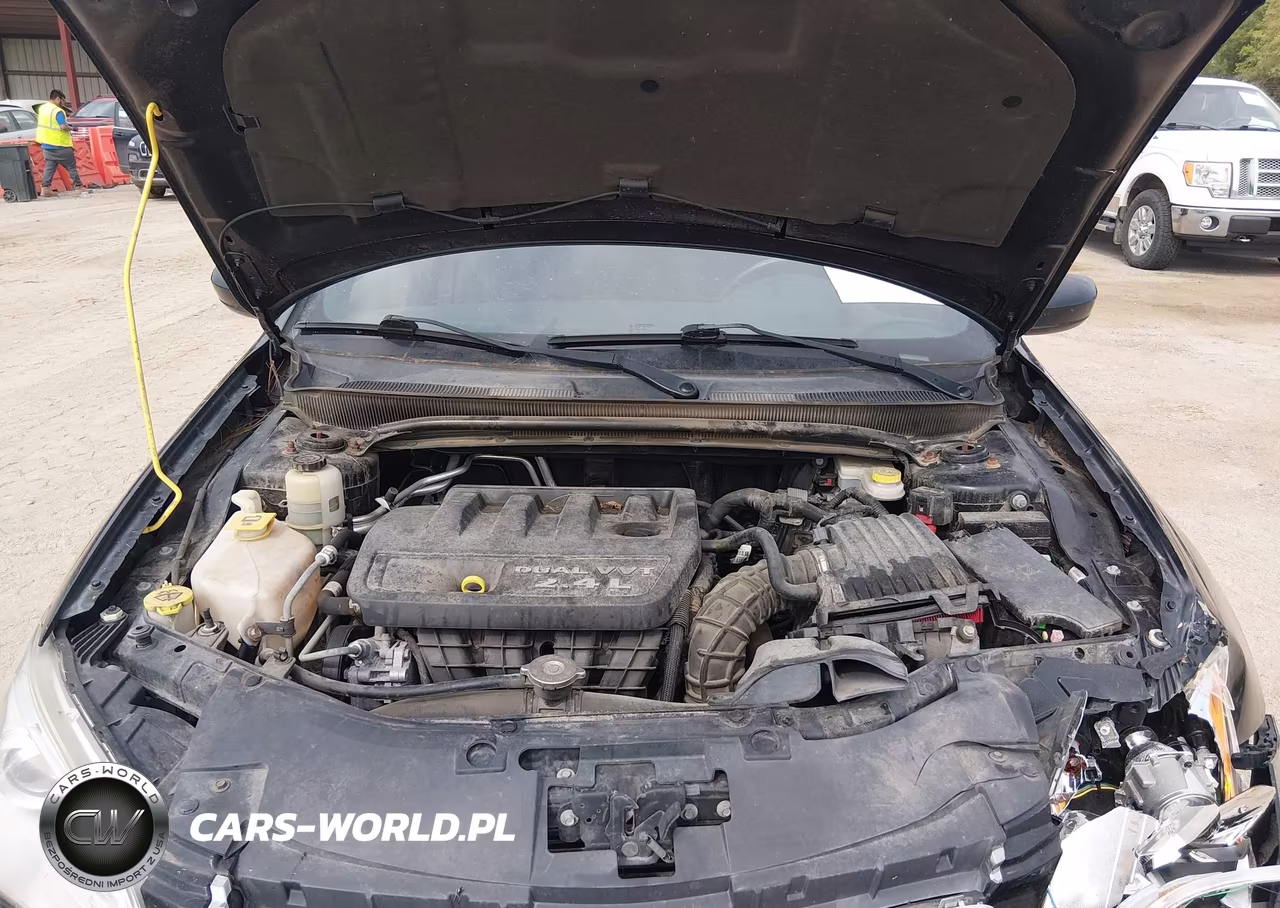 CHRYSLER 200 TOURIN VIN:1C3CCBBB6DN585940 - 10