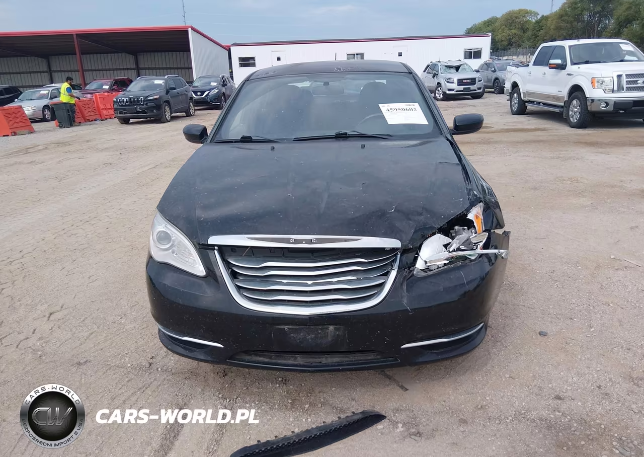 CHRYSLER 200 TOURIN VIN:1C3CCBBB6DN585940 - 11