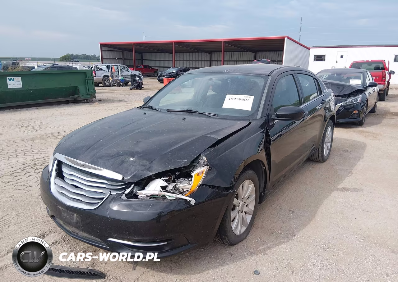 CHRYSLER 200 TOURIN VIN:1C3CCBBB6DN585940 - 2