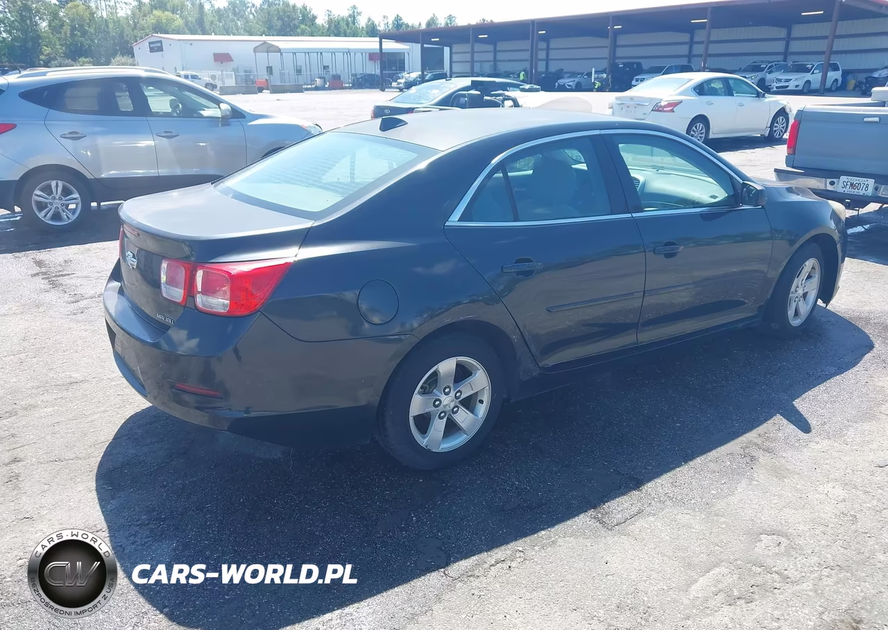 2013 Chevrolet Malibu 1Ls VIN:1G11B5SA0DF339418 - 4