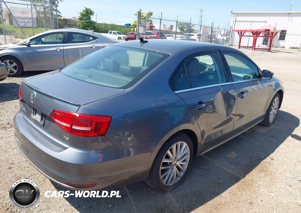 2015 Volkswagen Jetta 1.8T Se VIN:3VWD07AJ5FM214325 - 4