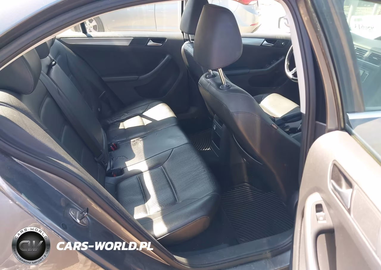 2015 Volkswagen Jetta 1.8T Se VIN:3VWD07AJ5FM214325 - 8