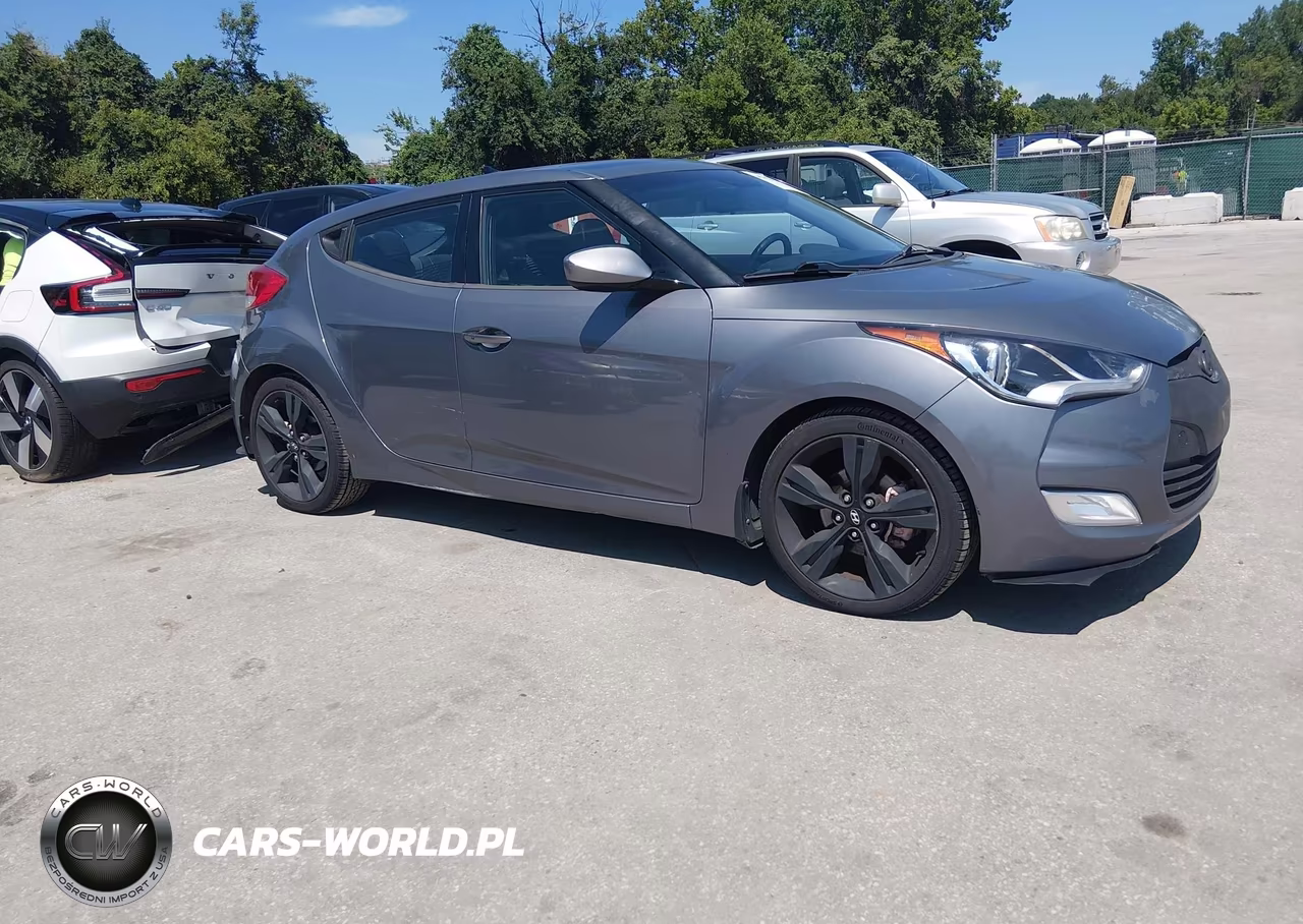 2013 Hyundai Veloster Base W-Black – zdjęcie 1 z 15