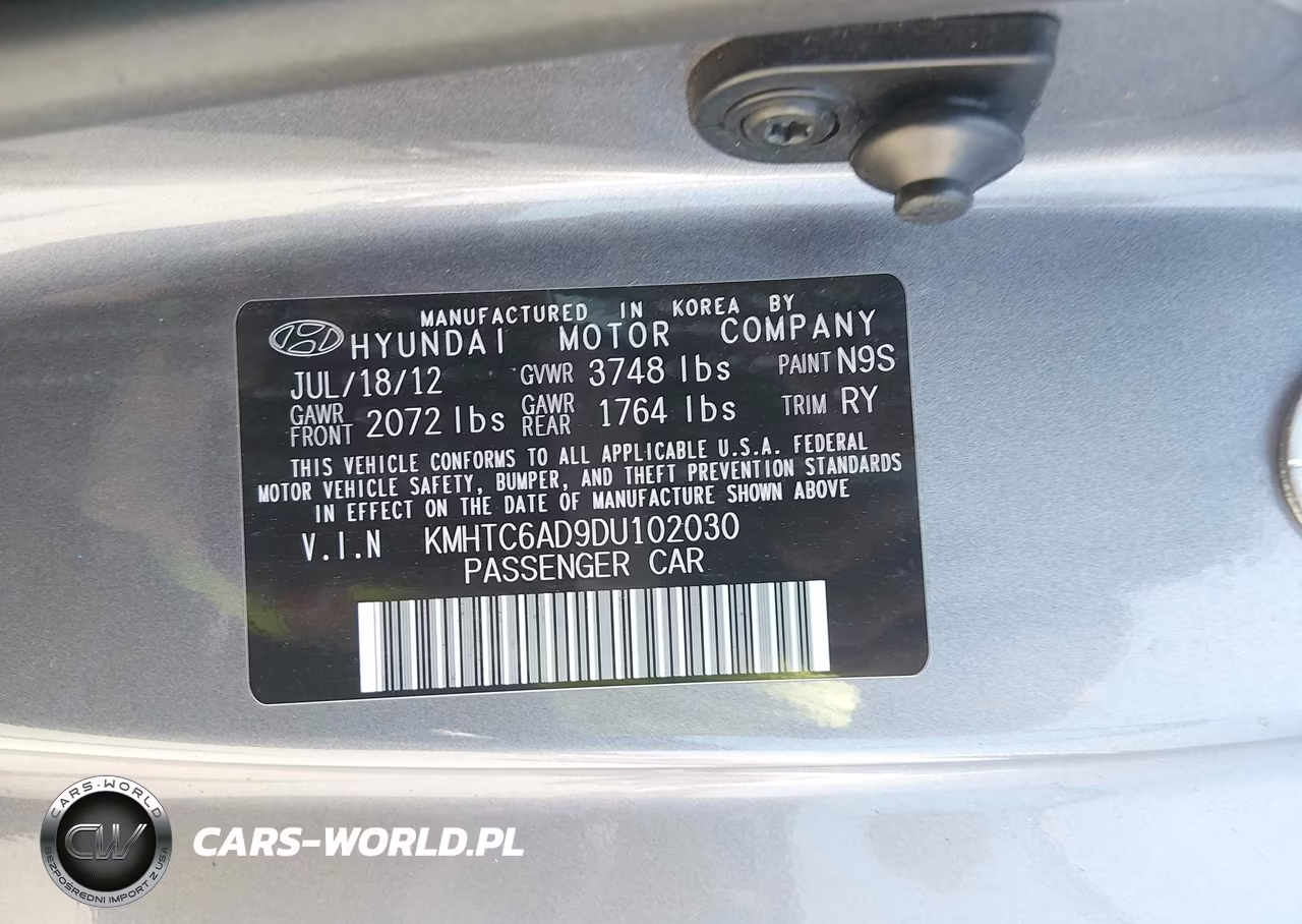 2013 Hyundai Veloster Base W-Black VIN:KMHTC6AD9DU102030 - 9