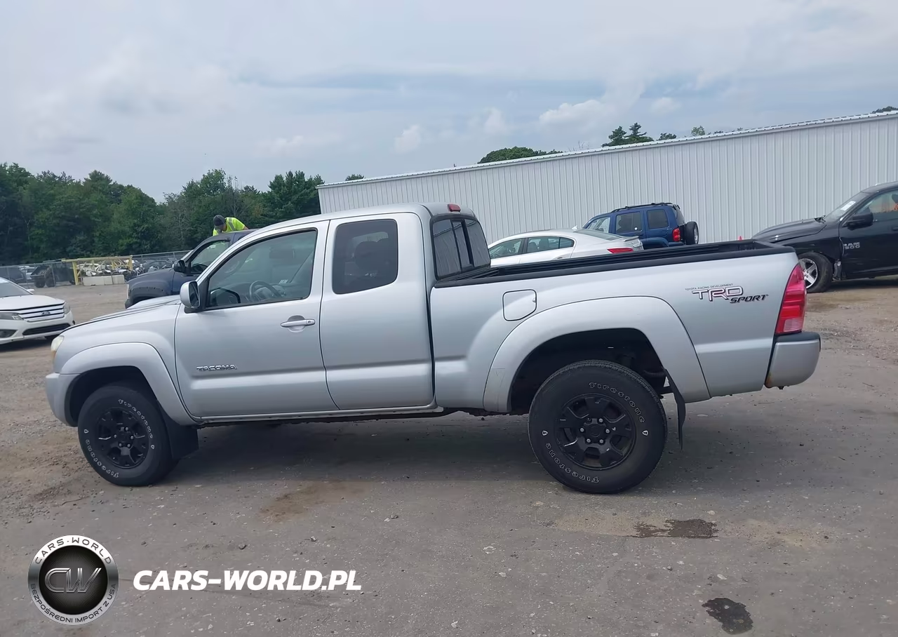 2005 Toyota Tacoma Base V6 VIN:5TEUU42N75Z101470 - 14