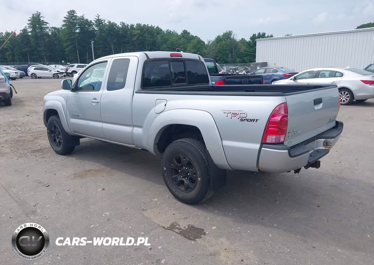 2005 Toyota Tacoma Base V6 VIN:5TEUU42N75Z101470 - 3