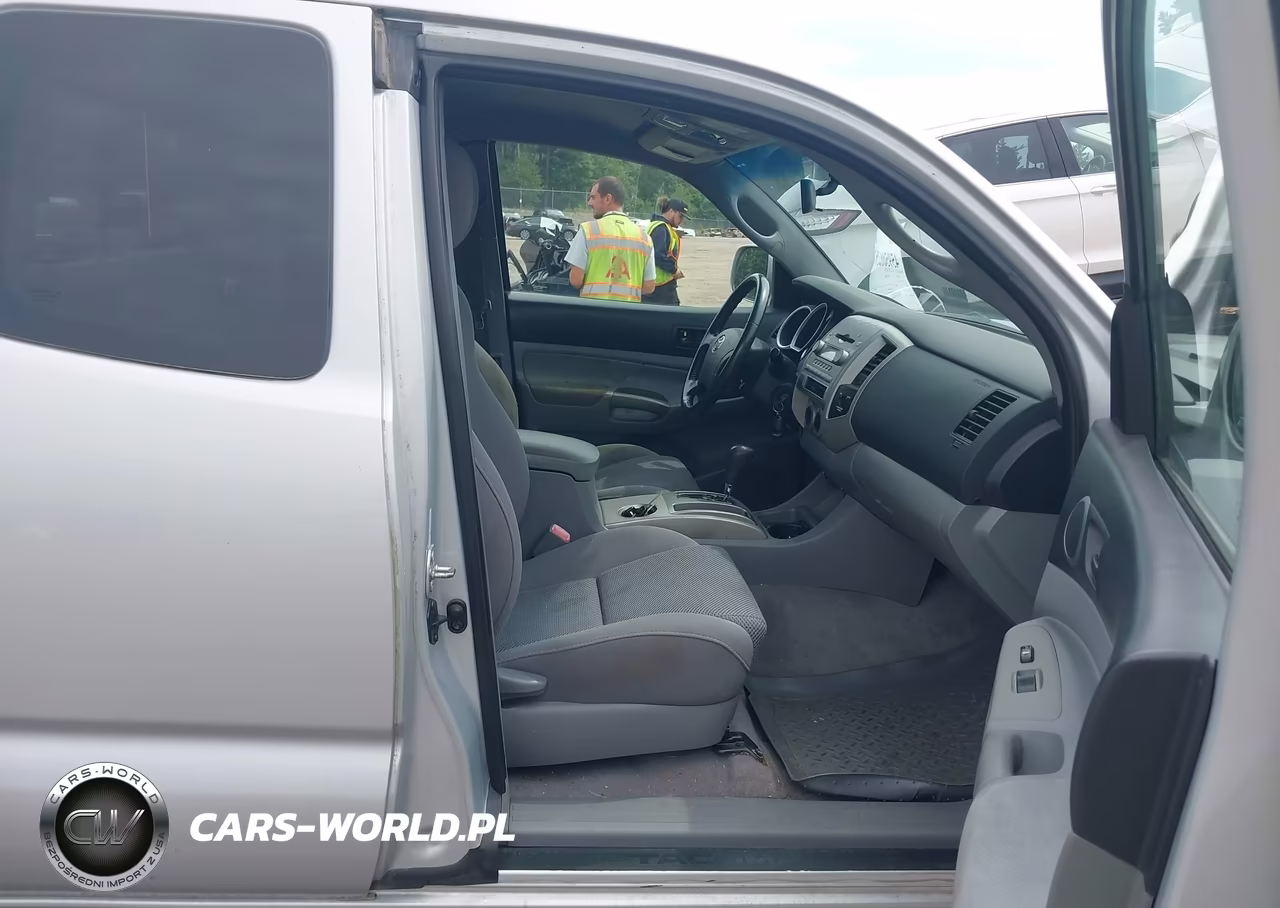 2005 Toyota Tacoma Base V6 VIN:5TEUU42N75Z101470 - 5