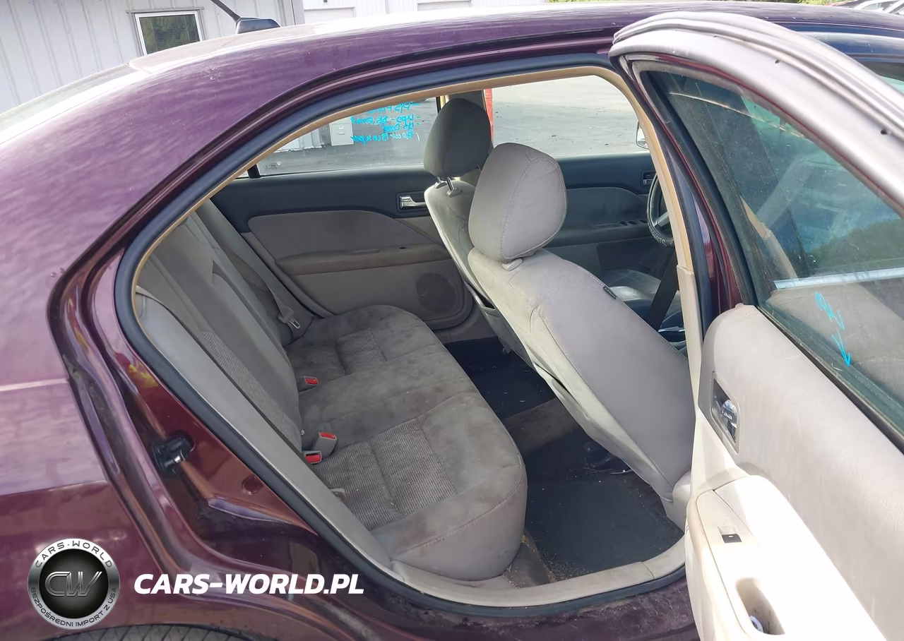 2012 Ford Fusion Se VIN:3FAHP0HA0CR227744 - 8