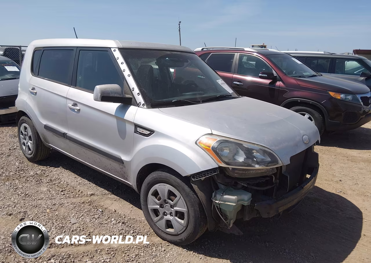 2013 Kia Soul VIN:KNDJT2A52D7496918 - 1