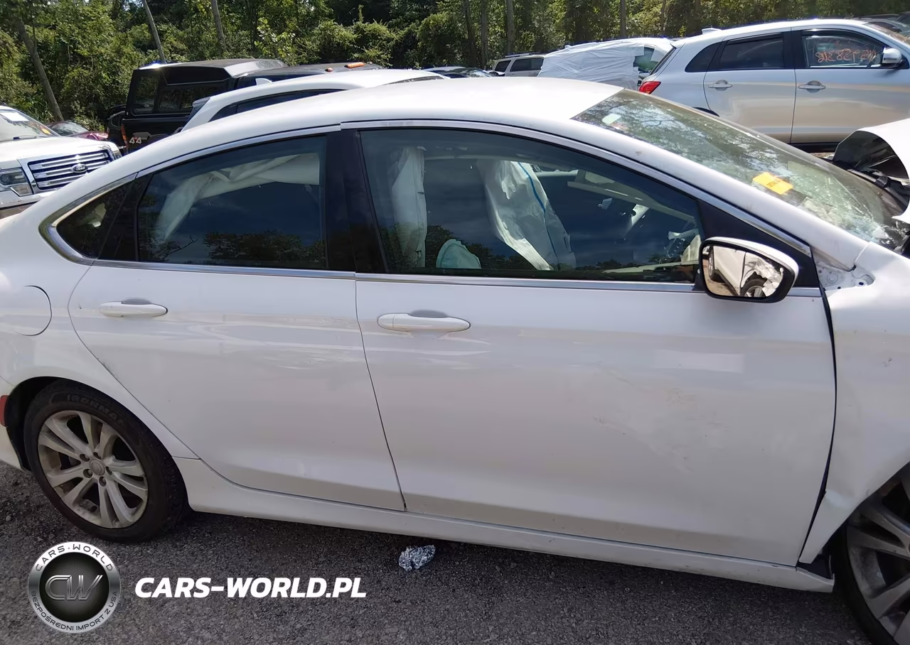 2016 Chrysler 200 Limited VIN:1C3CCCAB2GN140820 - 13