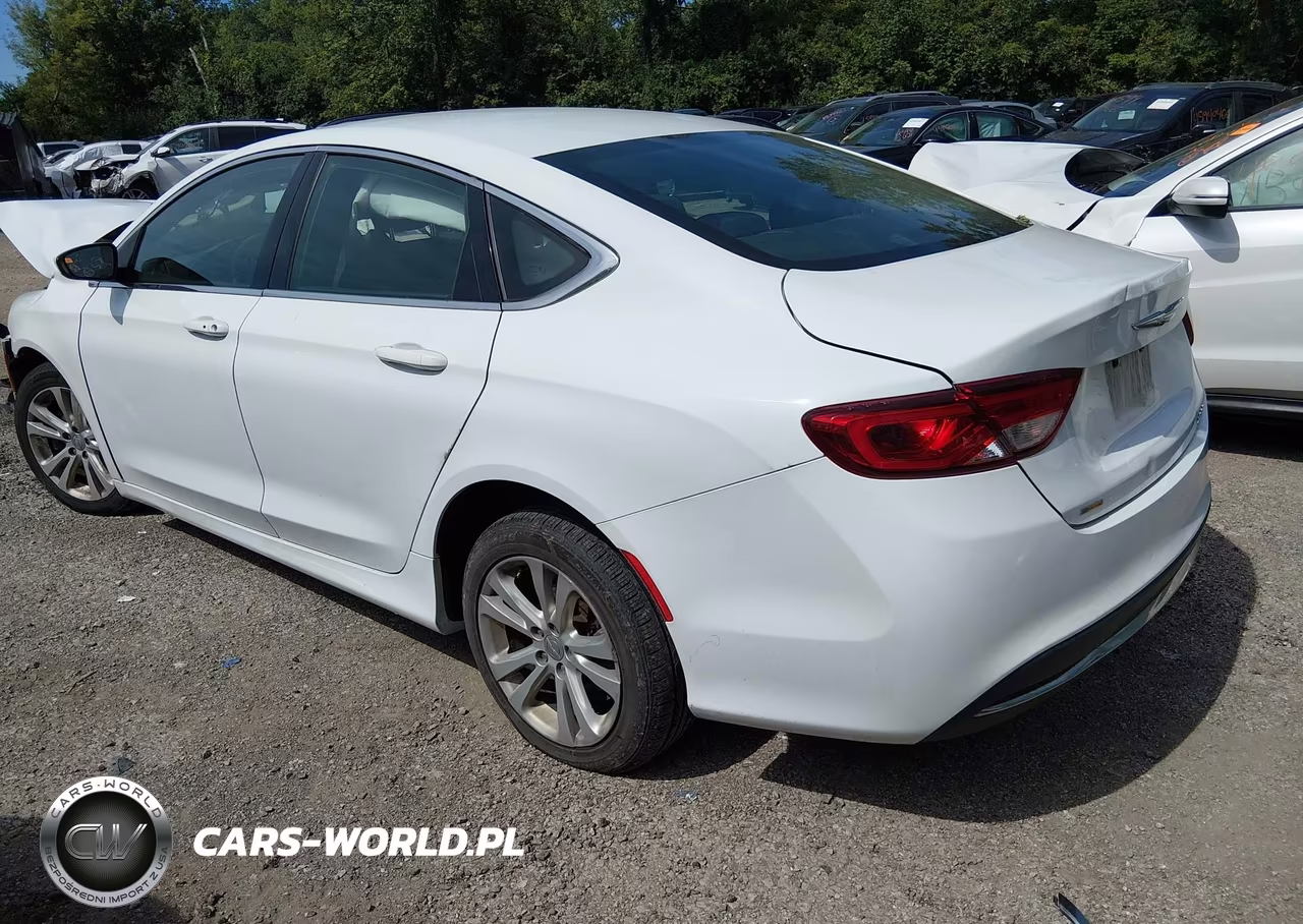 2016 Chrysler 200 Limited VIN:1C3CCCAB2GN140820 - 3