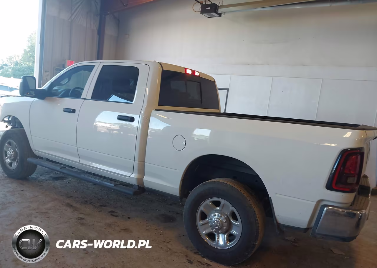 2025 Ram 2500 Tradesman 4X4 6'4 Box VIN:3C6UR5CJ3SG591987 - 3