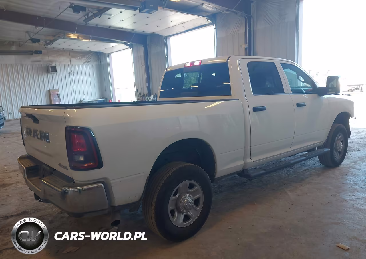 2025 Ram 2500 Tradesman 4X4 6'4 Box VIN:3C6UR5CJ3SG591987 - 4