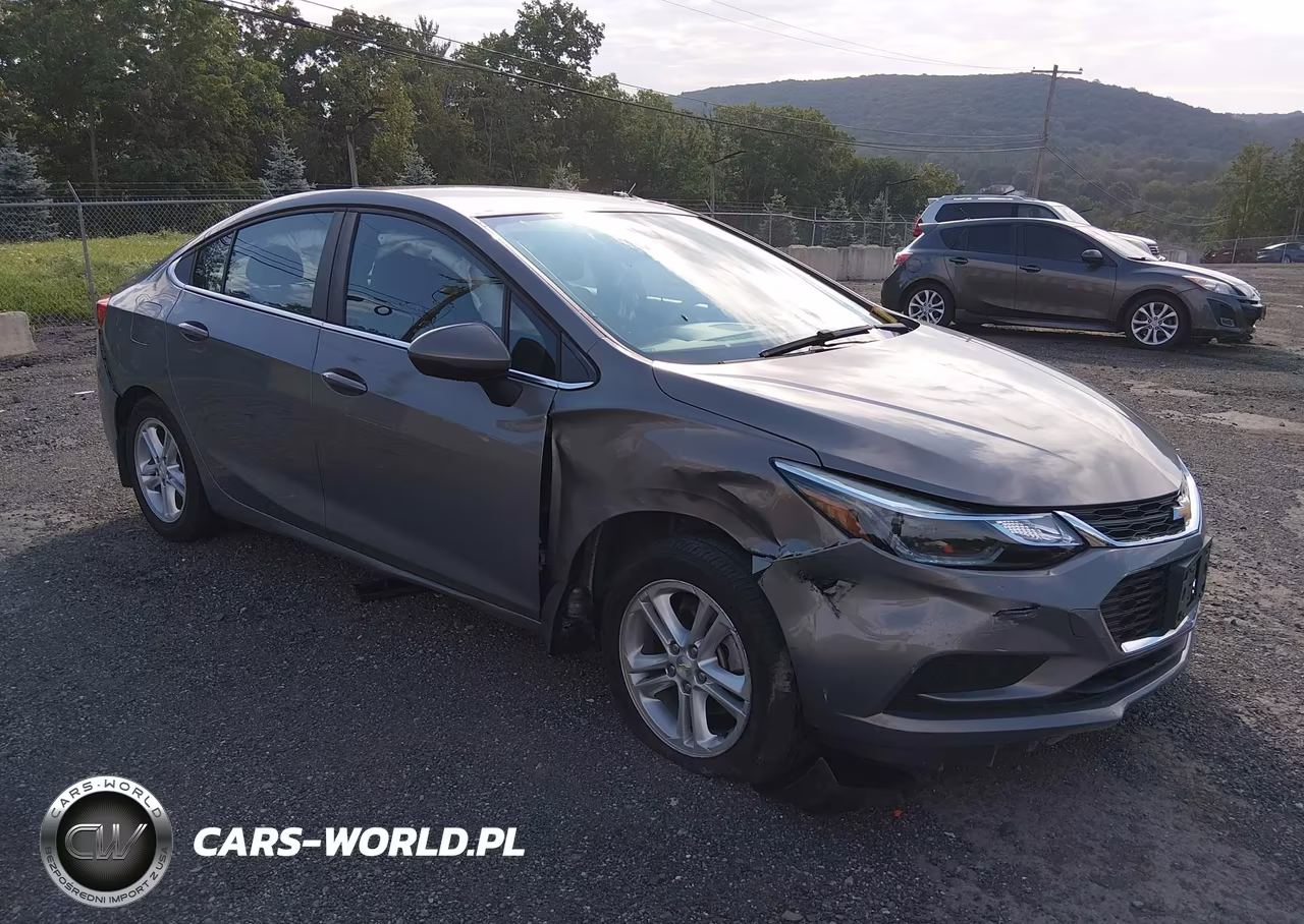 2018 Chevrolet Cruze Lt Auto – zdjęcie 1 z 16