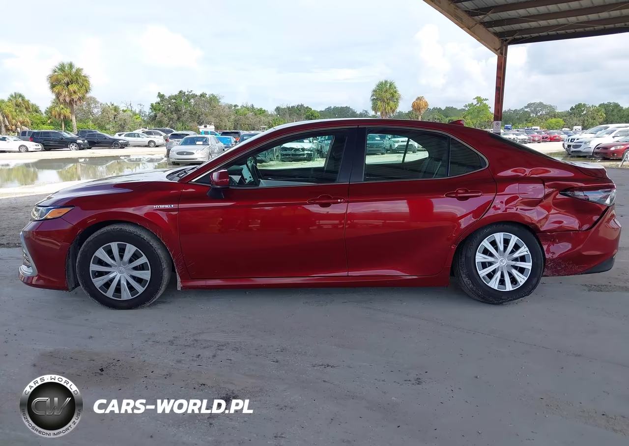 2021 Toyota Camry Le Hybrid VIN:4T1C31AK0MU552473 - 14
