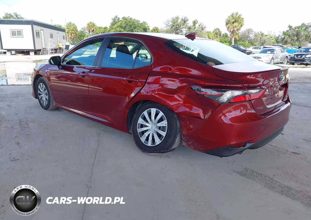 2021 Toyota Camry Le Hybrid VIN:4T1C31AK0MU552473 - 3