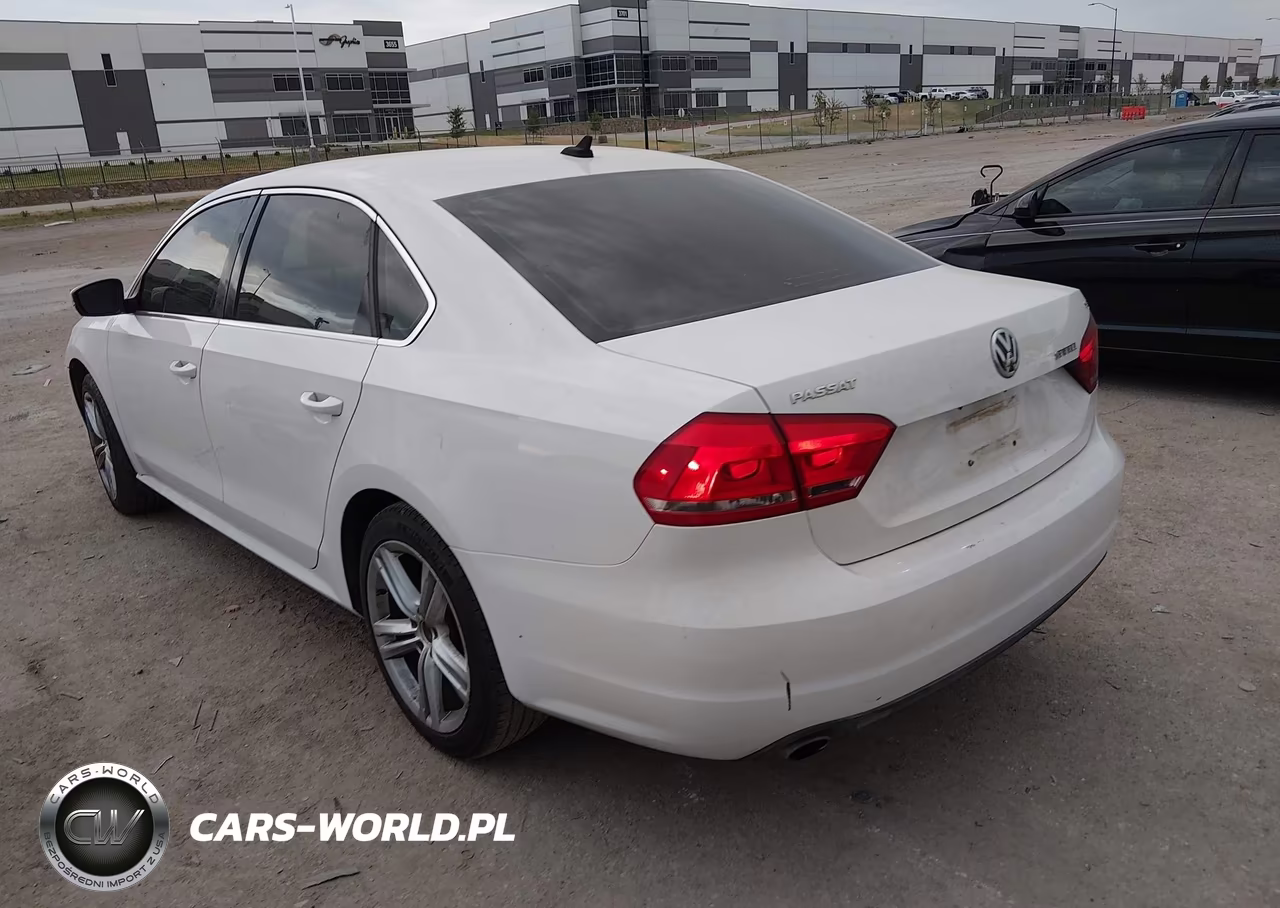 2014 Volkswagen Passat 2.5L Se VIN:1VWBP7A3XEC015128 - 3