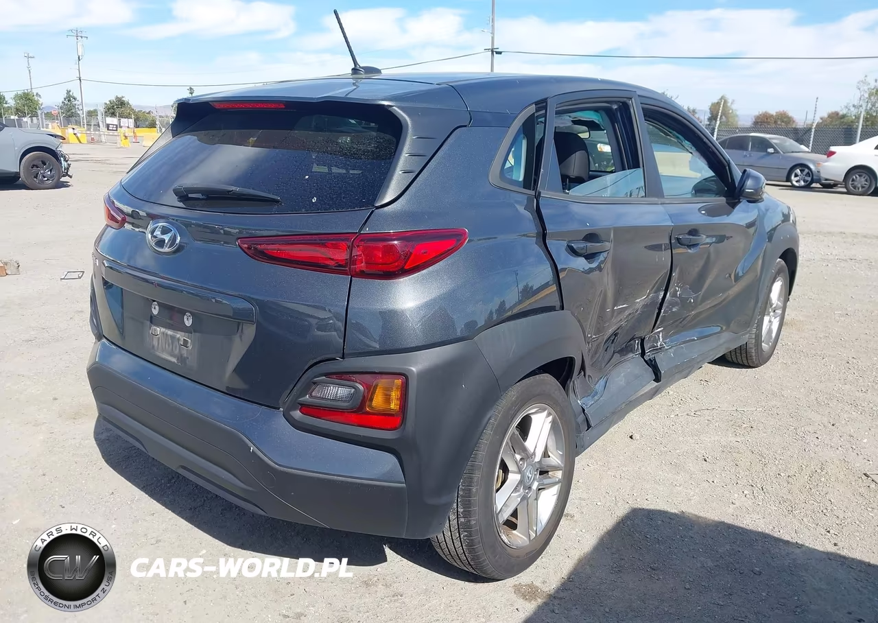 2021 Hyundai Kona Se VIN:KM8K12AA7MU742012 - 4