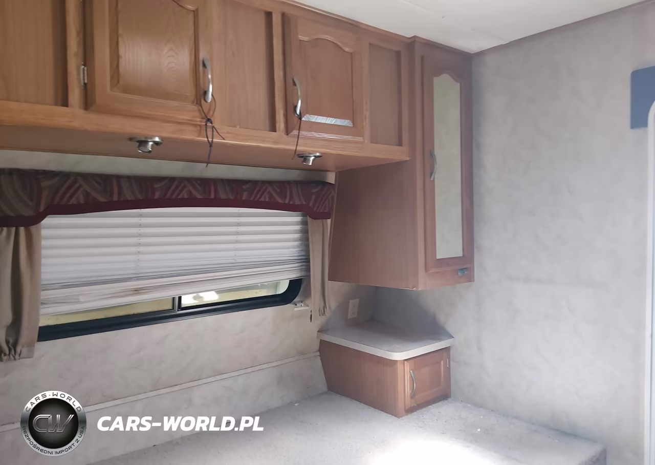 2010 5Th Wheel Savoy Lx VIN:51U1B1M20AW100116 - 12