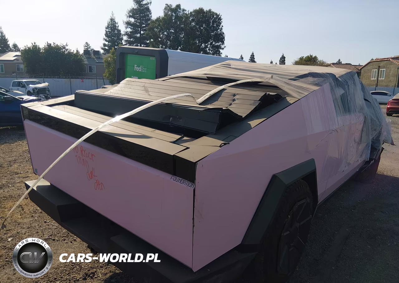 2024 Tesla Cybertruck All-Wheel Drive VIN:7G2CEHED6RA024546 - 4