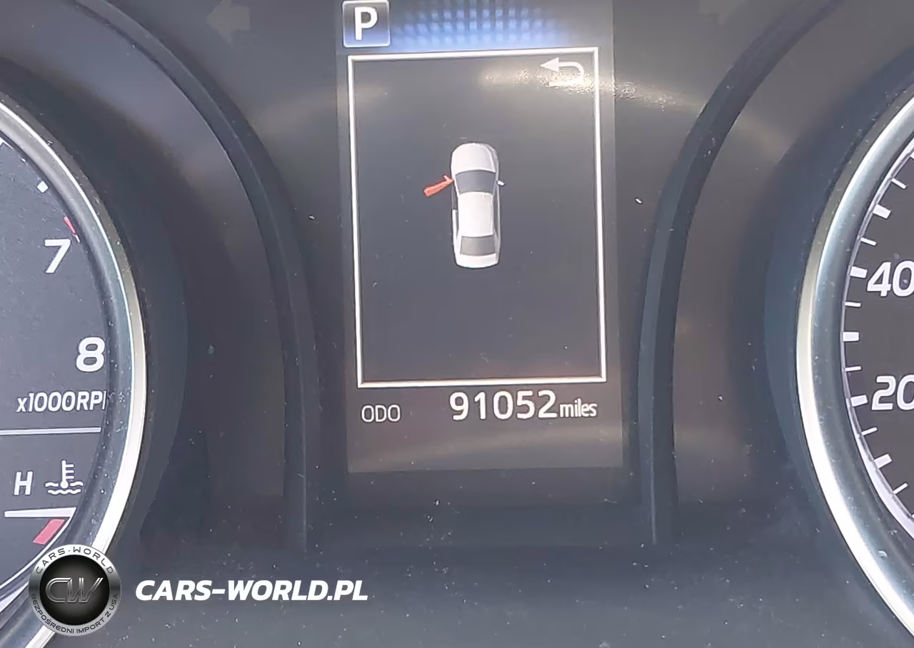 2018 Toyota Camry Le VIN:JTNB11HK4J3040854 - 16