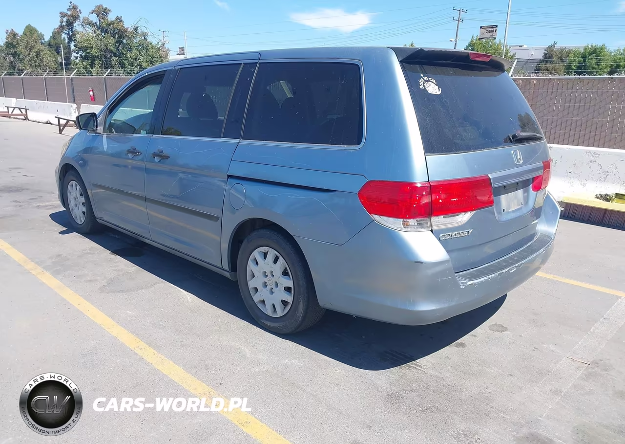 2010 Honda Odyssey Lx VIN:5FNRL3H29AB001754 - 3