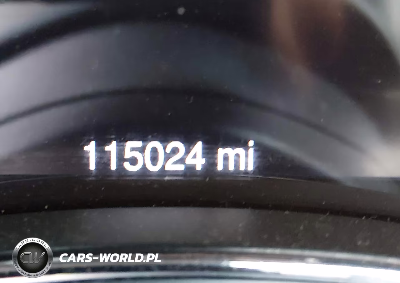 2015 Jeep Grand Cherokee Laredo VIN:1C4RJFAG8FC649748 - 15