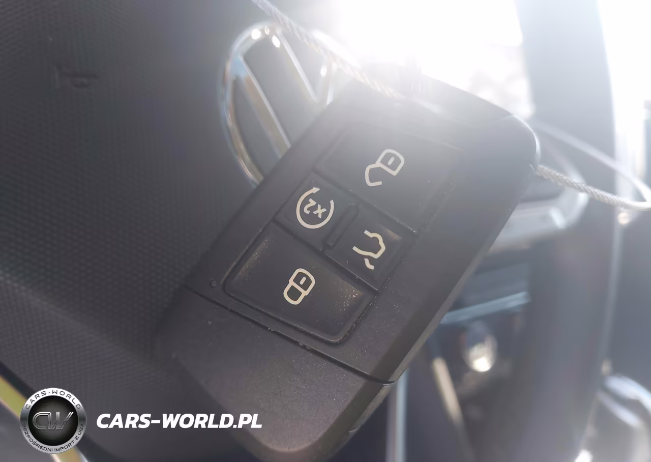 2024 Volkswagen Tiguan 2.0T Wolfsburg Edition VIN:3VV6B7AX9RM214117 - 11