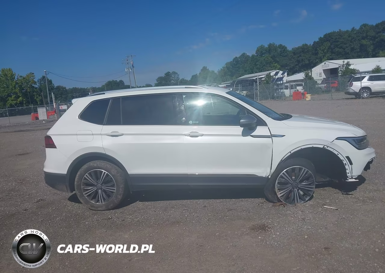 2024 Volkswagen Tiguan 2.0T Wolfsburg Edition VIN:3VV6B7AX9RM214117 - 13