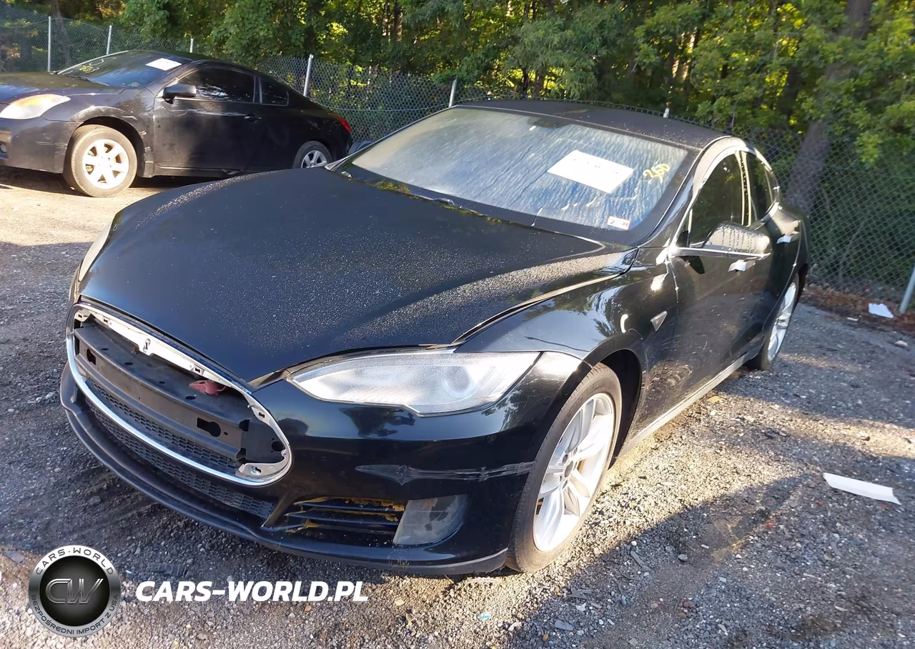 2013 Tesla Model S VIN:5YJSA1DN9DFP15402 - 2