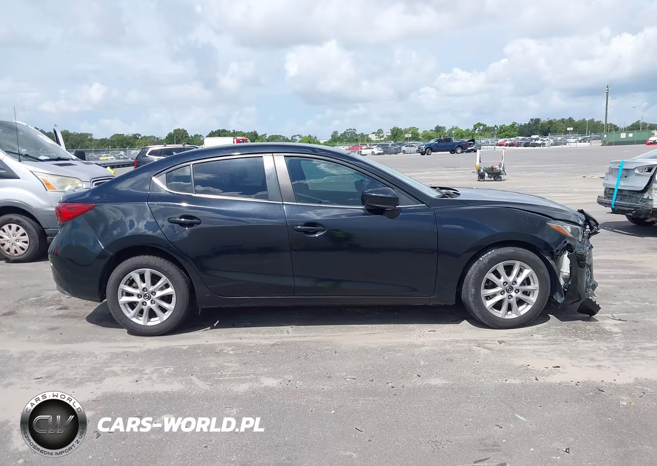2016 Mazda Mazda3 I Sport VIN:JM1BM1U77G1311892 - 13