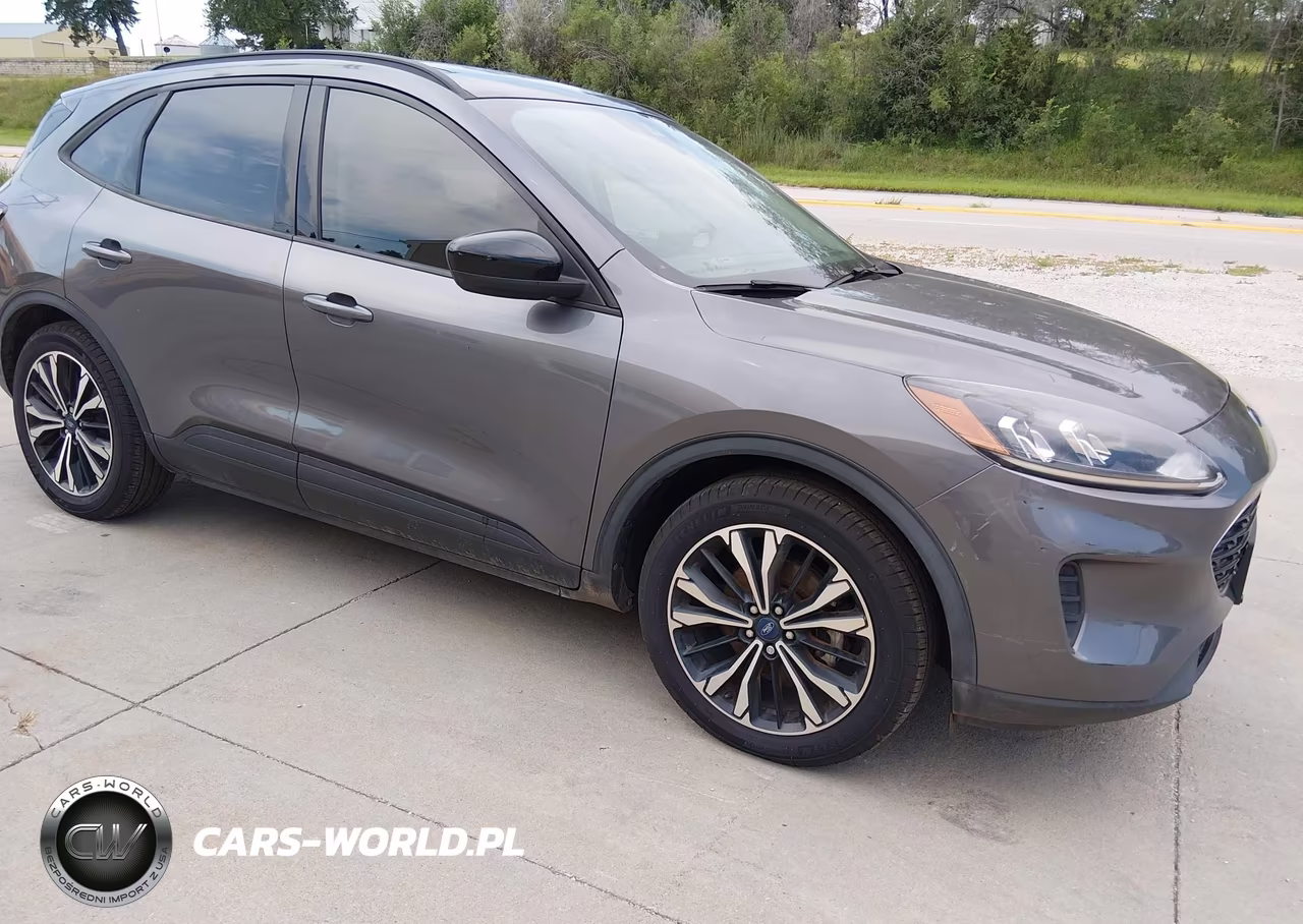 2021 Ford Escape Se