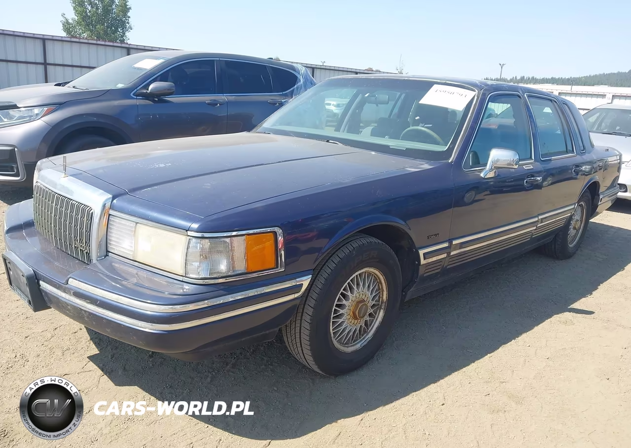 1994 Lincoln Town Car Executive VIN:1LNLM81W1RY710490 - 2
