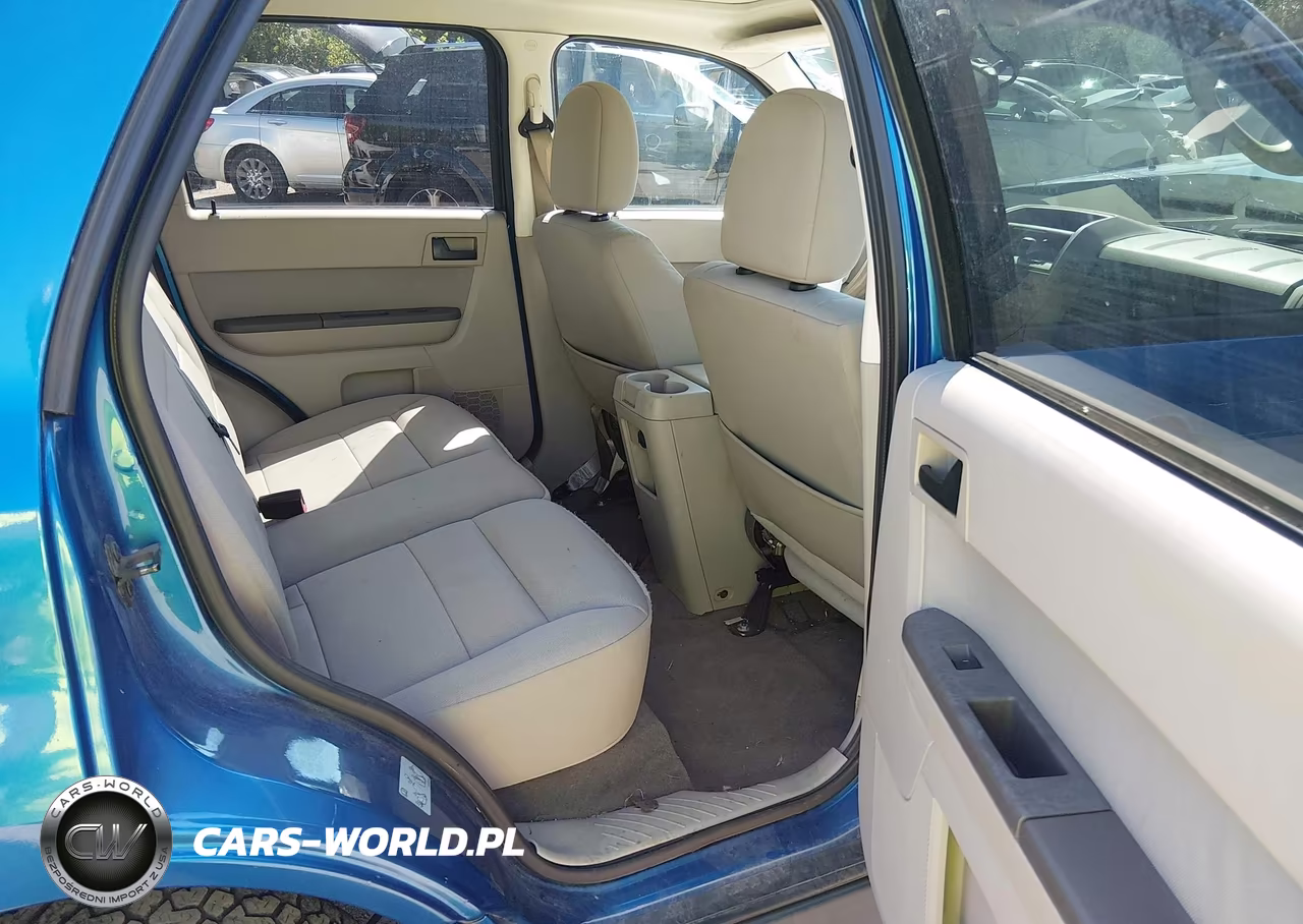 2011 Ford Escape Xlt VIN:1FMCU9D79BKC16834 - 8
