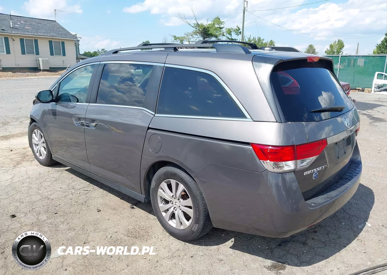 2017 Honda Odyssey Se VIN:5FNRL5H31HB011788 - 3